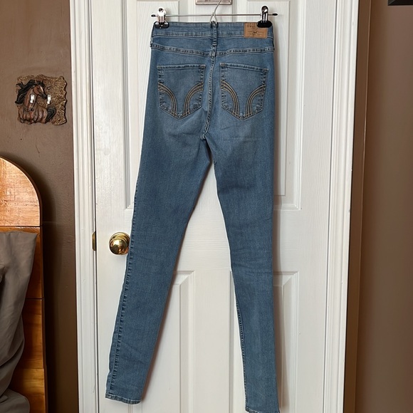 Hollister High Rise Super Skinny Jeans Size 3L - Picture 2 of 3